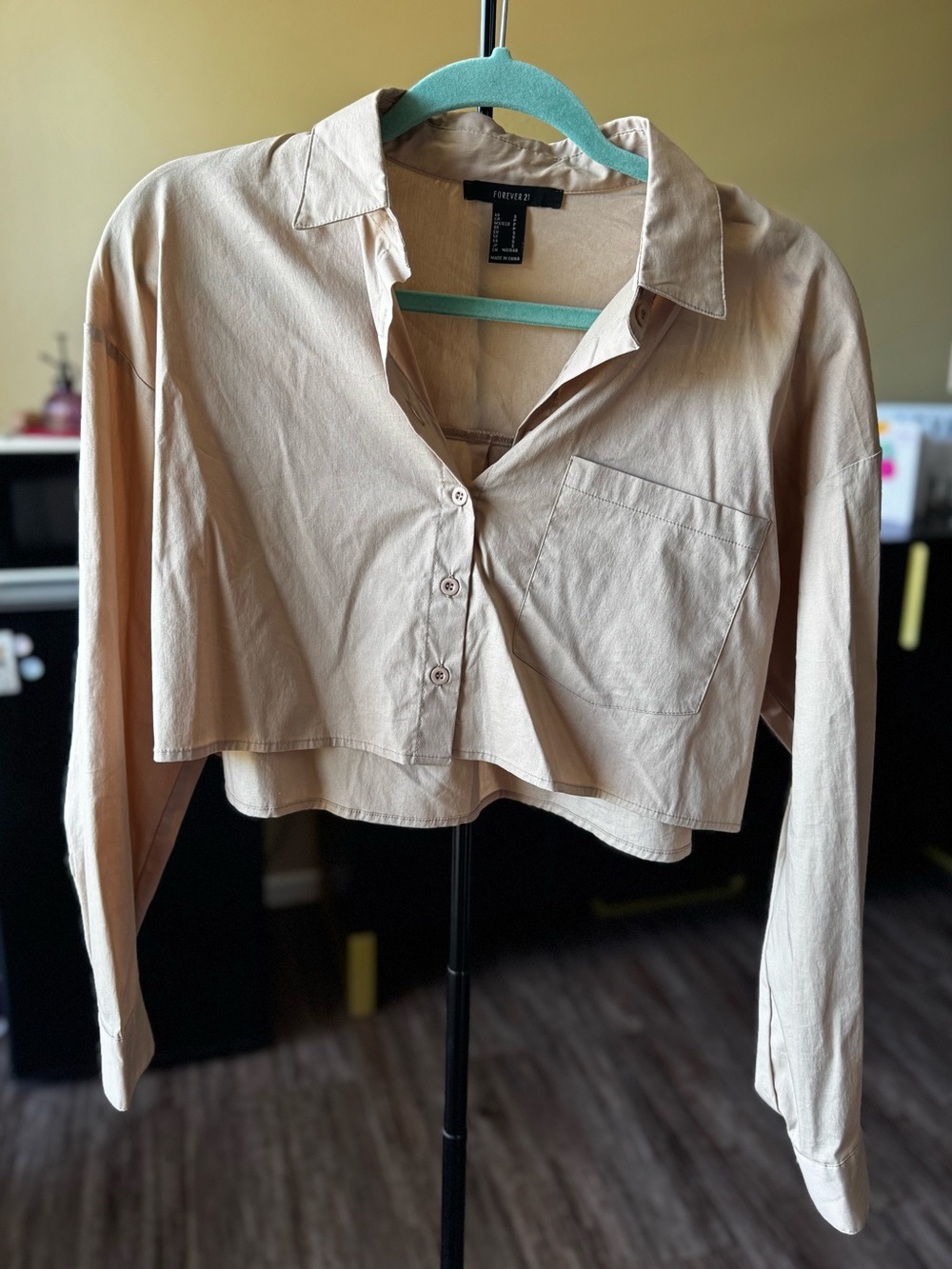 Forever 21 Women's Cropped Button-Front Shirt Jacket - Light Beige